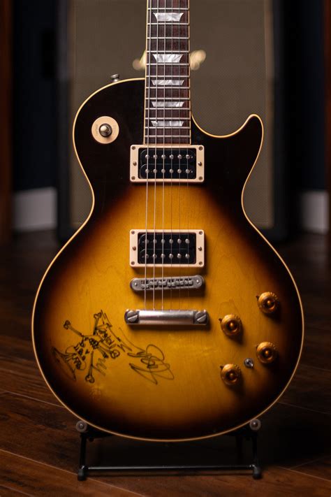 2004 Gibson Custom Shop Slash Les Paul Autographed by Slash Electric G ...