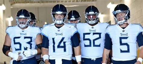 NFL QB Matt Barkley Turning Heads With Tennessee Titans - Sports Illustrated USC Trojans News ...