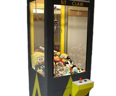 AWESOME HOMEMADE CLAW MACHINE : 5 Steps - Instructables