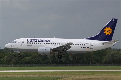 Lufthansa Boeing 737-500 near Amsterdam on May 25th 2014, control problems | AeroInside