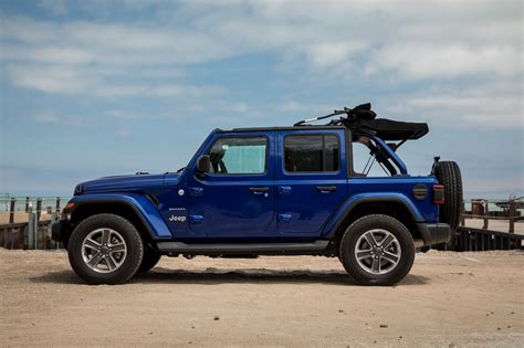 jeep wrangler soft top storage