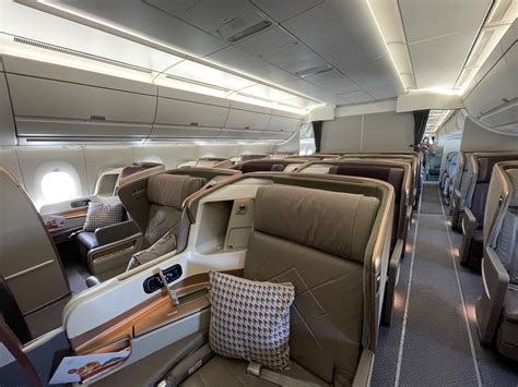 Review: Singapore Airlines A350 Business Class (BCN-MXP) - Young ...