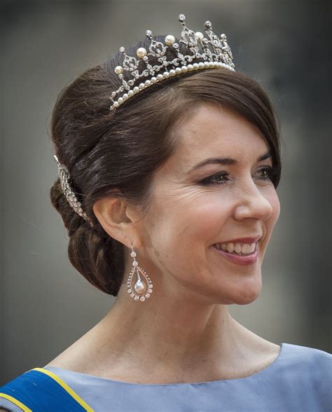 Elegant hairdos and glamorous tiaras from the royal wedding | Royalista | Princess marie of ...