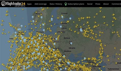 Introducir 196+ imagen live flight tracker map - fr.thptnganamst.edu.vn