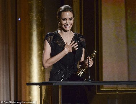 Angelina Jolie breaks down as she thanks her late mother in honorary Oscar speech | Daily Mail ...