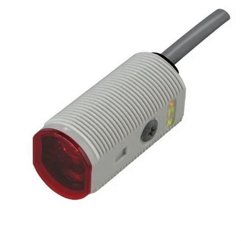 Photoelectric Proximity Sensor at Rs 800 | Omron Photoelectric Switch ...