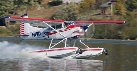 Seaplane Tour by Shark Aviation Using Cessna 185 Seaplane