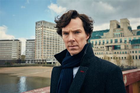 Benedict Cumberbatch Helped Fight Off a Group of Muggers Attacking a Cyclist - Newsweek