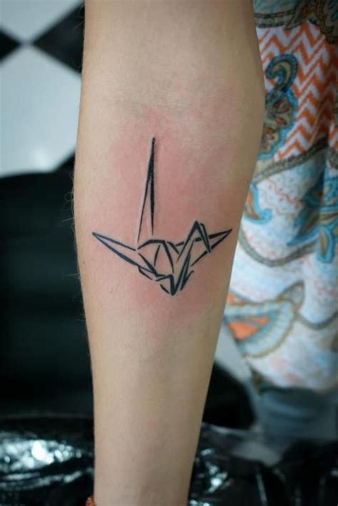 origami crane tat | Tattoos, Geometric tattoo, Triangle tattoo