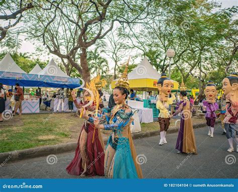 Thai People Parade Walking in Thailand Tourism Festival Fair at Lumphini Park. Editorial Stock ...