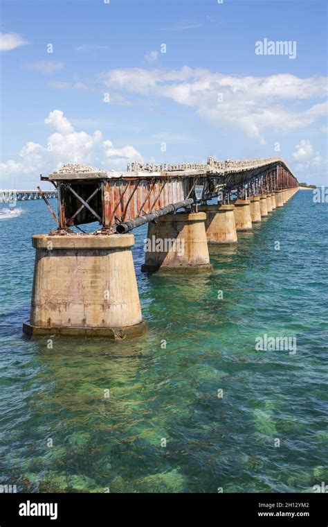 Old disused Seven Mile bridge, Key West, Florida, USA Stock Photo - Alamy