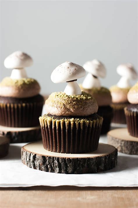 Mossy Meringue Mushroom Cupcakes — whisk + wander | Mushroom cupcakes ...