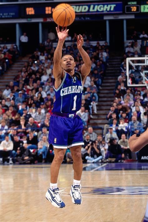 All Time Greats - Muggsy Bogues Photo Gallery | NBA.com