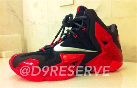 Nike LeBron XI - Black/Red | Sole Collector