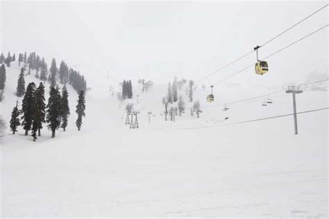 Places to Visit in Gulmarg, 6 Popular Tourist Attractions in Gulmarg - Treebo