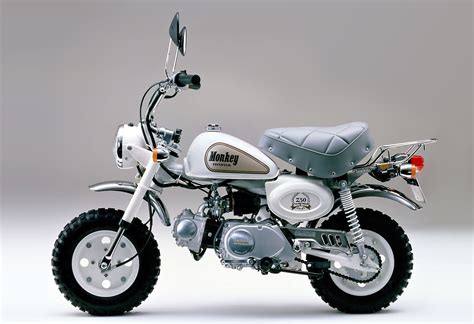 Honda Z50 Monkey "White Special" '1988 | ミニバイク, クールなバイク, 古いバイク