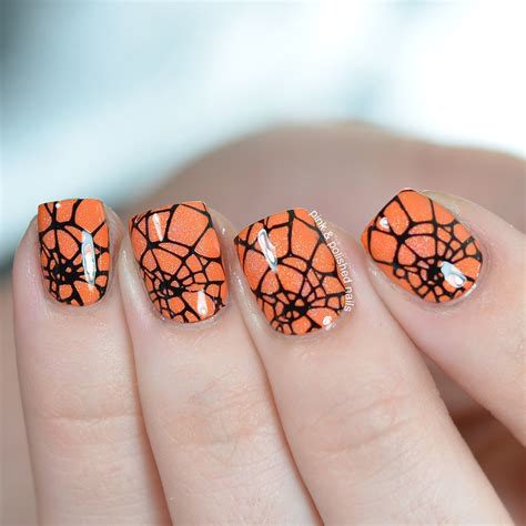 Spooky Spider Webs | Halloween nails, Halloween nail designs, Halloween nails diy