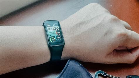 Huawei Band 6 First Look: More watch than band? - GadgetMatch