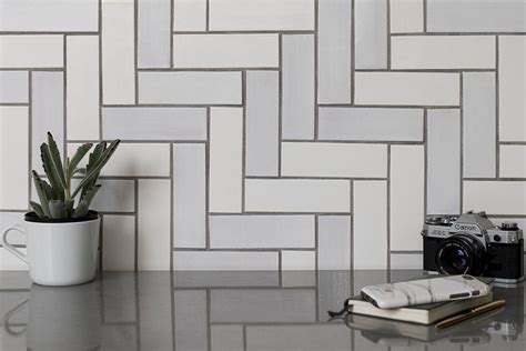 Subway Tile Patterns [Ultimate Guide To 12 Easy Patterns]