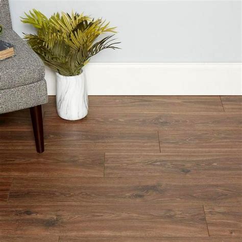 Laminate & Vinyl | Floor & Decor