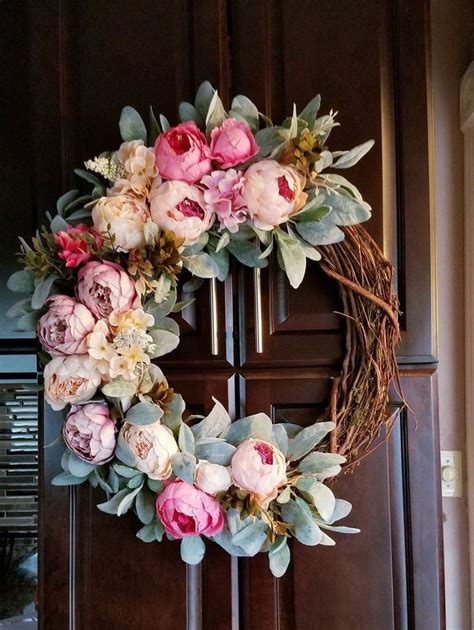 31 Brilliant Spring Door Wreaths Design Ideas - PIMPHOMEE