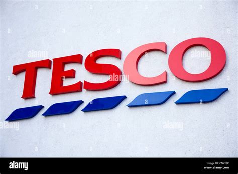 Tesco logo hi-res stock photography and images - Alamy