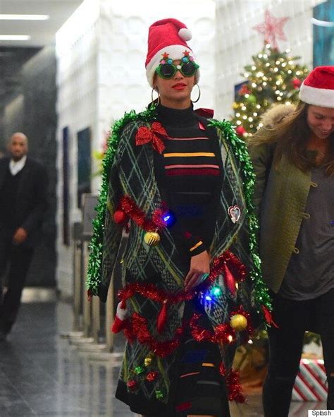 Beyoncé Just Dressed Up As A Christmas Tree, And It Was Magical | HuffPost UK Style