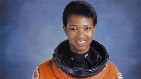 20 Mae Jemison Quotes on Breaking Societal Limits (2019)