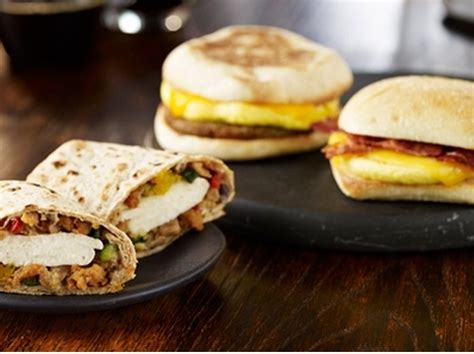 Starbucks adding more food - Business Insider