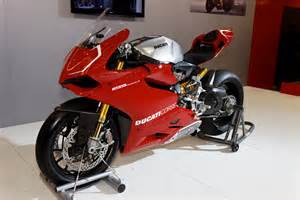 File:Paris - Salon de la moto 2011 - Ducati - 1199 Panigale S - 005.jpg ...