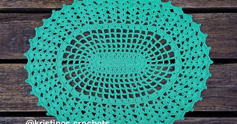 KristinesCrochets : Oval Doily Table Runner Crochet Pattern