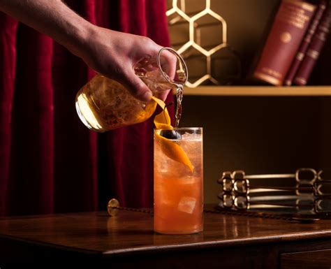 Whisky Cocktails, Ingredients & Recipes | Hankey Bannister