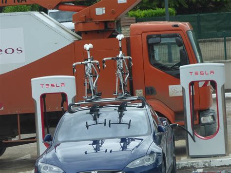 Mercure Beaune Centre - TESLA charing points - bikes on to… | Flickr