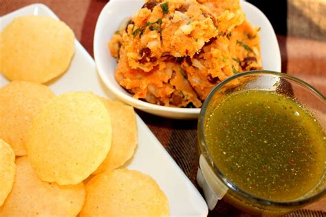 Kitchen Kathiawar: Pani Puri, A delicious Indian fast food.