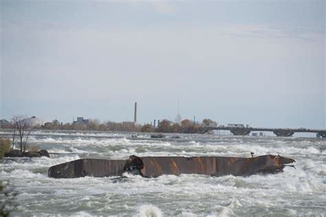 Boat Stuck at Niagara Falls Moves for First Time Since 1918 - The New ...