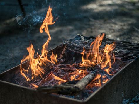 8 Ways To Photograph Fire Wisely