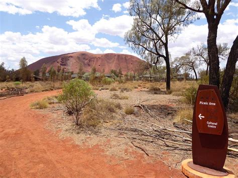 Uluru Cultural Centre, Uluru (Ayers Rock) - reviewed by RvTrips