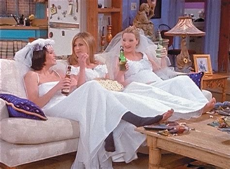 WarnerBros.com | Reminiscing with "Friends" | Article