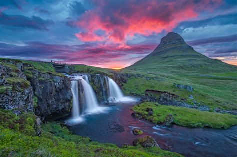 Kirkjufellsfoss Sunset – Colby Brown Photography