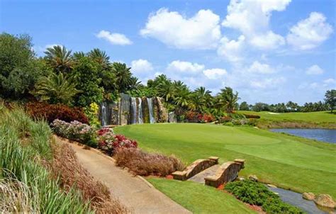 Trump International Golf Club in West Palm Beach