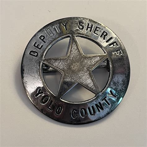 Collectors-Badges Auctions - Yolo County California Deputy Sheriff Badge