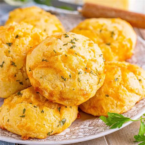 Red Lobster Cheddar Bay Biscuits - The Country Cook