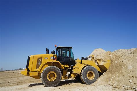 Chargeuses sur pneus intermédiaires Caterpillar 966 GC | Bergerat Monnoyeur