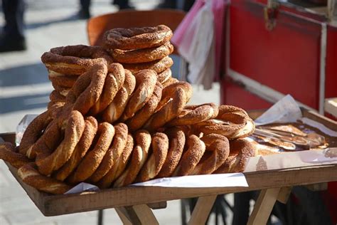 20 Turkish Street Foods You Need to Try - Nomad Paradise