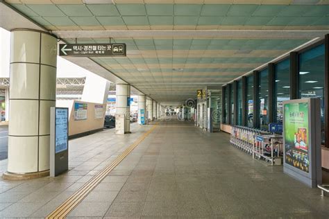 Gimhae International Airport Editorial Photo - Image of terminal ...