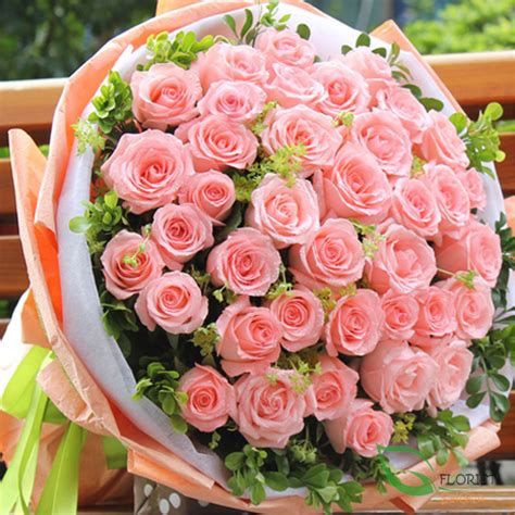 Pink rose bouquet for birthday