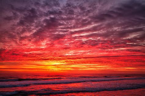 Red Sky in the Morning Photograph by Steven Wilson - Pixels