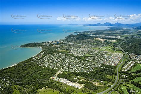 Aerial Photo Kewarra Beach QLD Aerial Photography