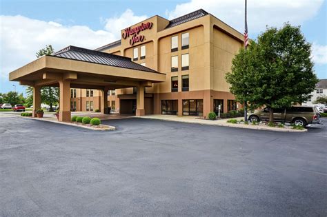 Hampton Inn Louisville-Airport, 800 Phillips Ln, Louisville, KY, Hotels & Motels - MapQuest