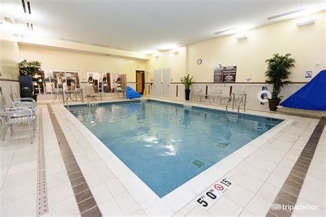 Hilton Minneapolis/Bloomington Pool: Pictures & Reviews - Tripadvisor